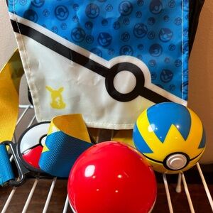 pokémon Crossbody Bag with Pokéballs/ USED